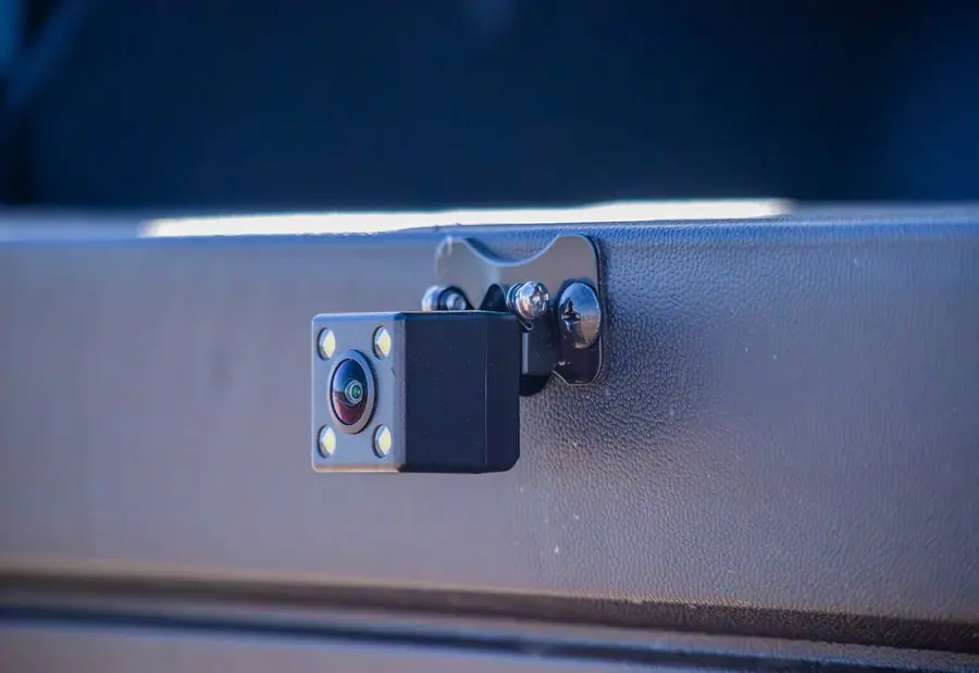 ICON i40 thumbnail 5